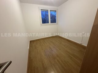  Appartement  vendre 4 pices 69 m