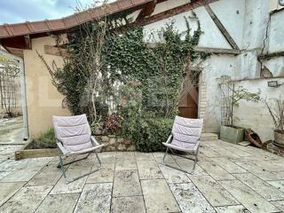  Maison  vendre 10 pices 280 m