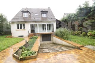  Maison  vendre 8 pices 145 m