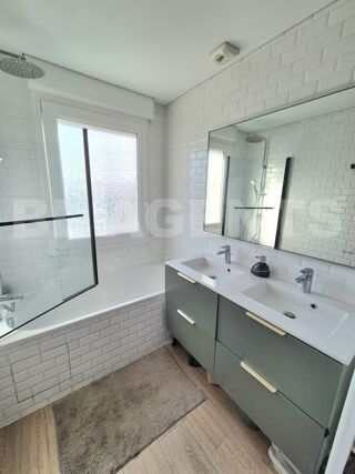  Maison  vendre 6 pices 120 m