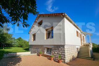  Maison � vendre 7 pi�ces 179 m�