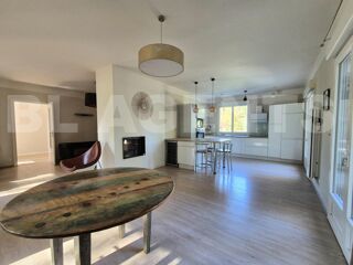  Maison � vendre 7 pi�ces 215 m�