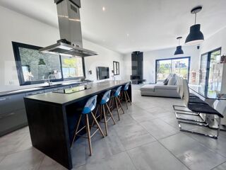  Maison  vendre 6 pices 147 m