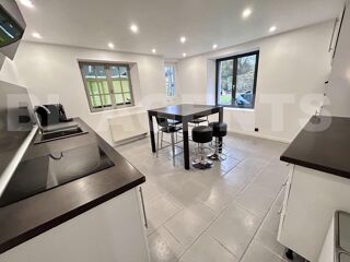  Maison � vendre 4 pi�ces 170 m�