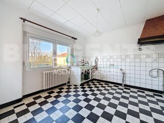  Maison  vendre 6 pices 93 m
