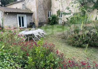  Maison � vendre 15 + pi�ces 650 m�