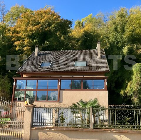   MAISON ATYPIQUE AVEC JARDIN Maison - 6 pice(s) - 176 m