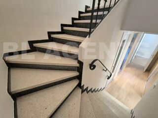  Maison � vendre 7 pi�ces 215 m�