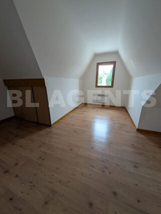  Maison  vendre 6 pices 138 m