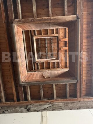  Immeuble � vendre 1900 m�