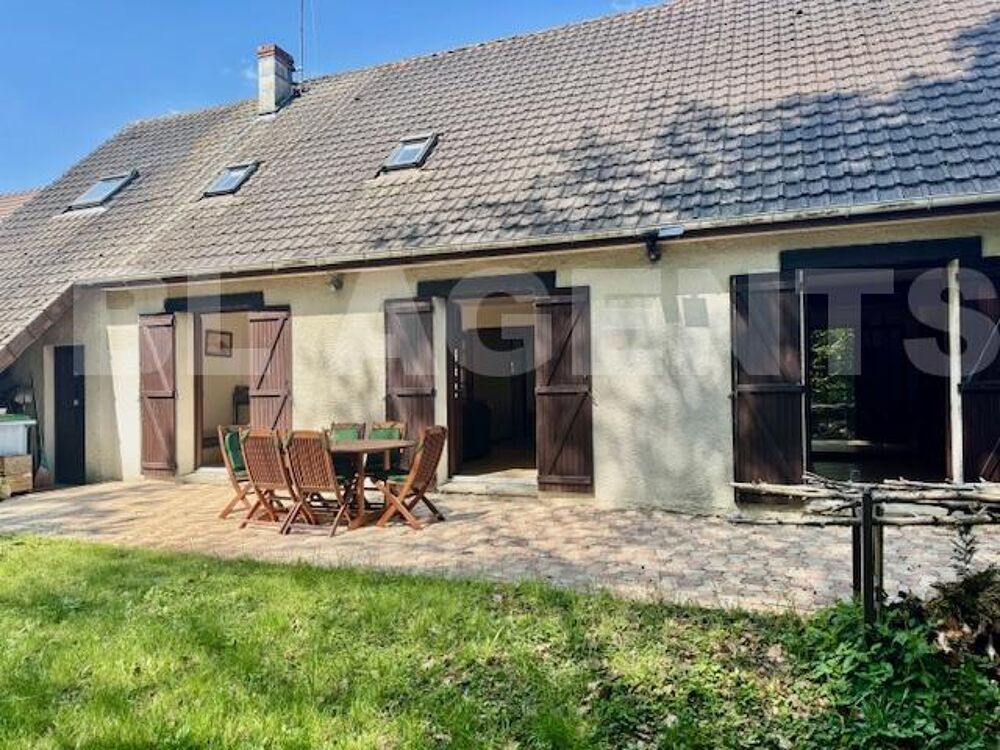 Vente Maison Super potentiel pour cette maison de Saint Symphorien le Chteau ! Saint-symphorien-le-chateau