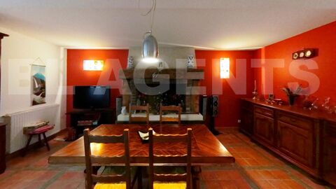   A vendre: Maison de caractre pleine de charme - La Fresnaye sur Chedouet Maison - 5 pice(s) - 157 m