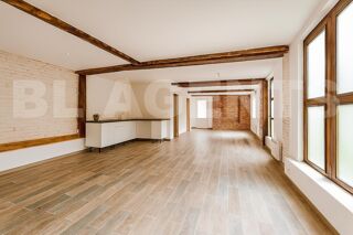  Immeuble � vendre 162 m�