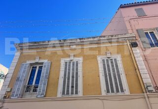  Immeuble � vendre 240 m�