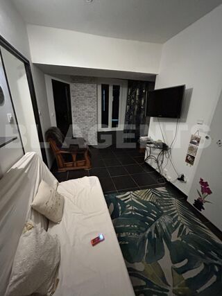  Appartement � vendre 2 pi�ces 100 m�