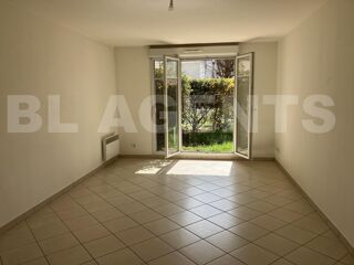  Appartement  vendre 2 pices 61 m