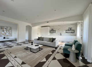  Maison  vendre 5 pices 200 m