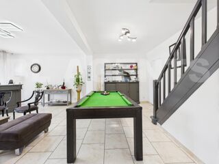  Maison  vendre 6 pices 147 m