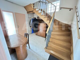  Maison � vendre 8 pi�ces 210 m�