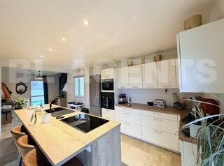  Maison � vendre 6 pi�ces 145 m�