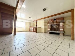  Maison  vendre 9 pices 254 m