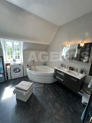  Maison  vendre 8 pices 184 m