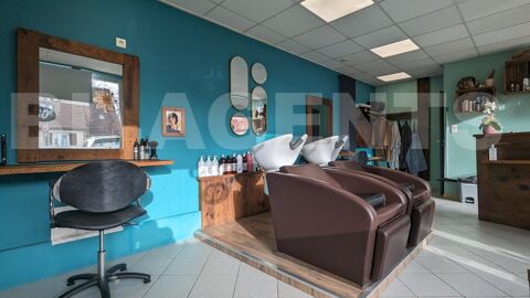   Joli salon de coiffure pour une installation sereine 