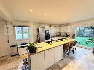  Maison � vendre 6 pi�ces 145 m�