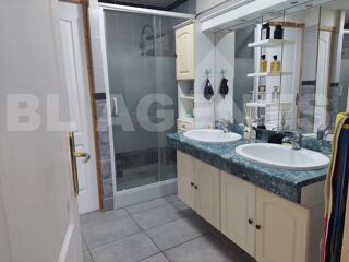  Maison  vendre 7 pices 223 m