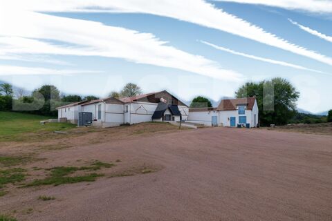 local 395 m2 170000 37120 Richelieu