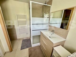  Maison  vendre 7 pices 160 m