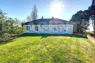  Maison  vendre 9 pices 191 m