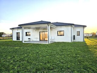  Maison  vendre 5 pices 145 m