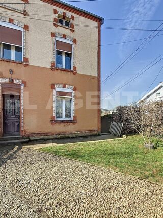  Maison  vendre 8 pices 135 m