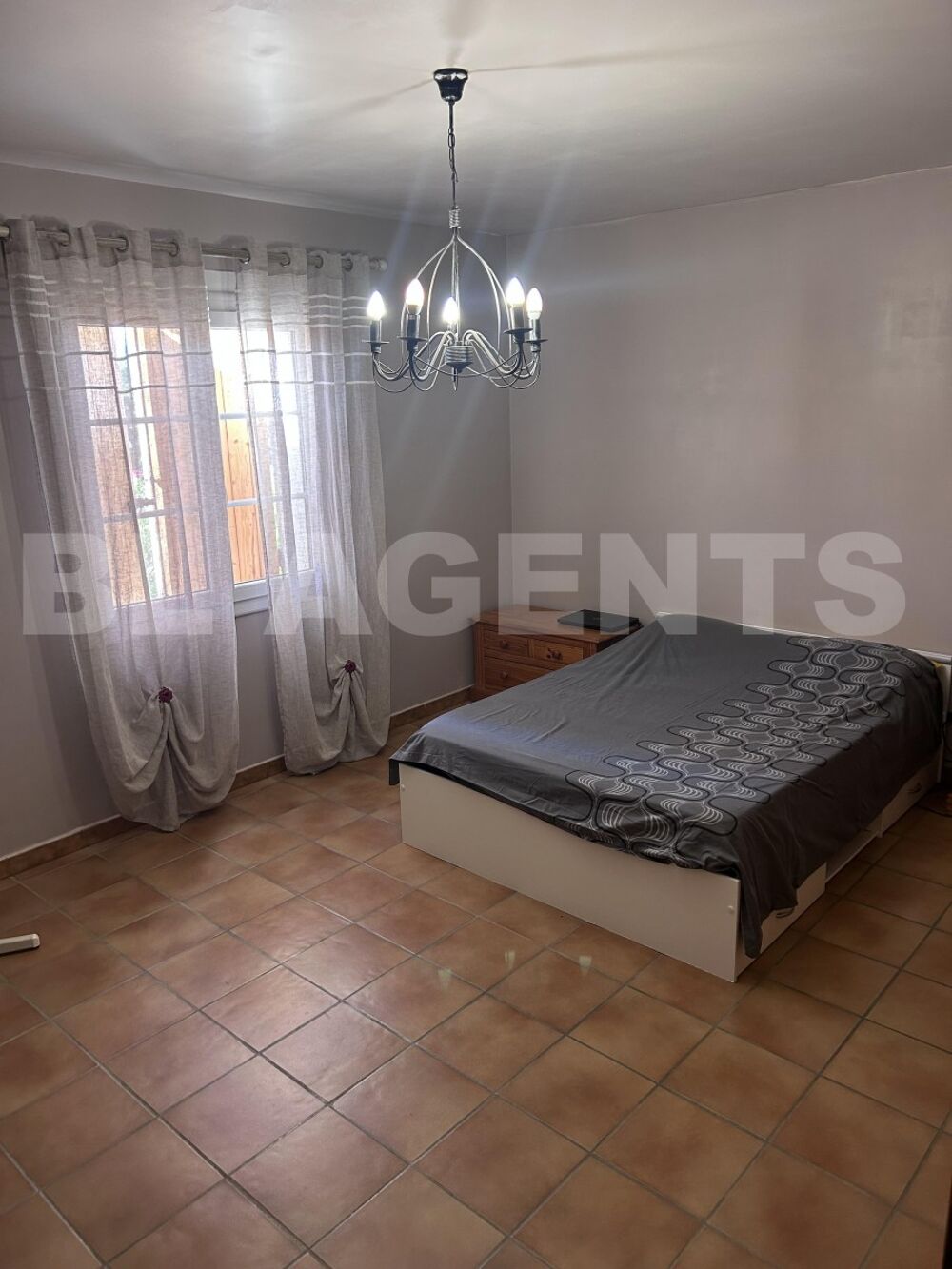  vendre  Maison Pourrires (83910)