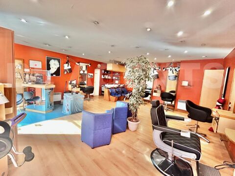 Beau salon de coiffure en Centre Ville 54m2 48500 78120 Rambouillet