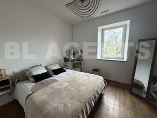  Maison � vendre 6 pi�ces 300 m�