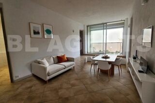  Appartement � vendre 4 pi�ces 77 m�