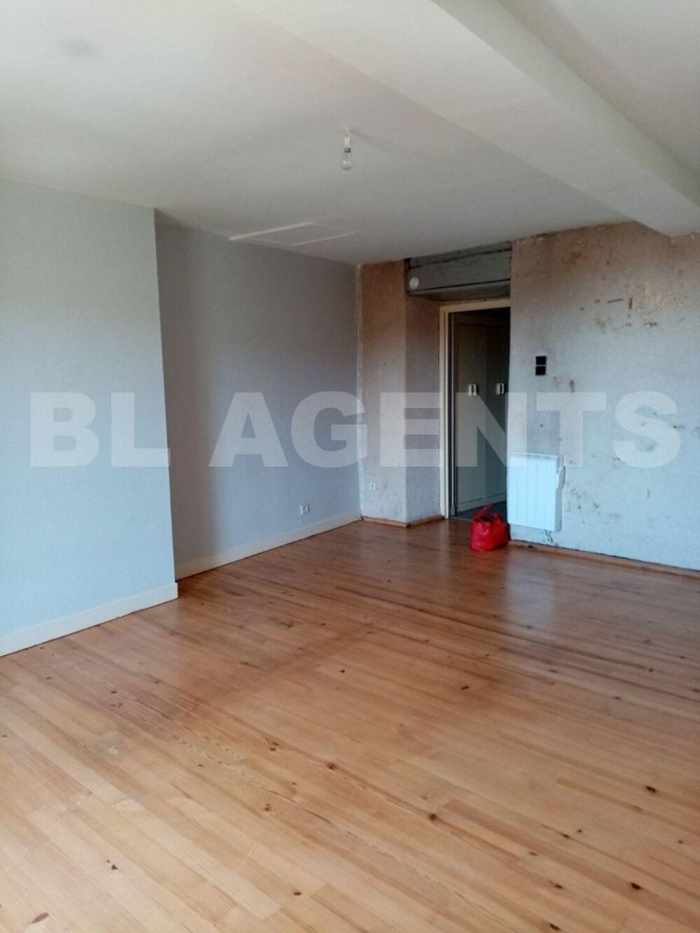 Vente Appartement Appt T2 au 3 me tage lou 389 Prix de vente 48000 Villefranche-de-rouergue