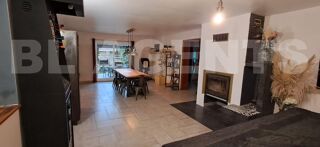  Maison  vendre 10 pices 239 m