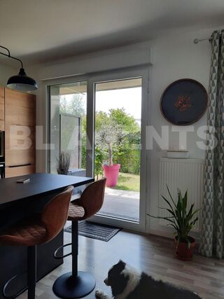  Appartement � vendre 3 pi�ces 64 m�