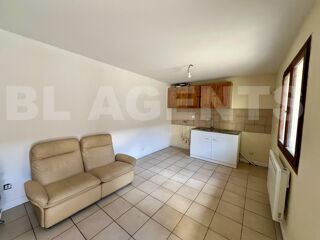  Immeuble  vendre 230 m