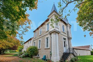  Maison � vendre 14 pi�ces 370 m�