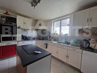  Maison � vendre 6 pi�ces 214 m�