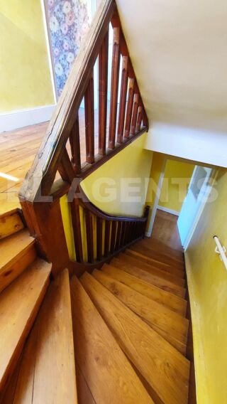  Maison  vendre 10 pices 210 m