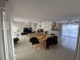  Maison � vendre 9 pi�ces 202 m�