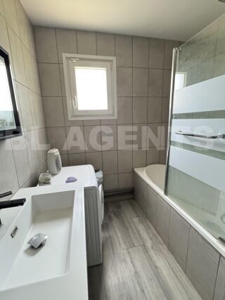  Maison  vendre 4 pices 90 m