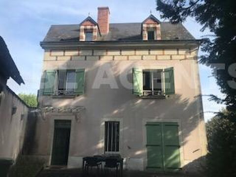   Maison de caract�re T6 avec jardin arbor� de 1200 m2 secteur La Chartre sur le Loir Maison - 12 pi�ce(s) - 278 m�