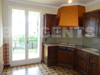  Maison � vendre 4 pi�ces 190 m�