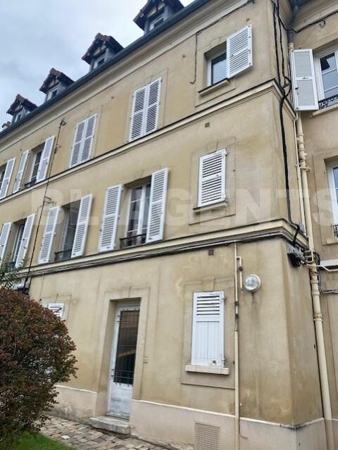 Appartement F2 idéalement situé ! 179000 Le Chesnay (78150)